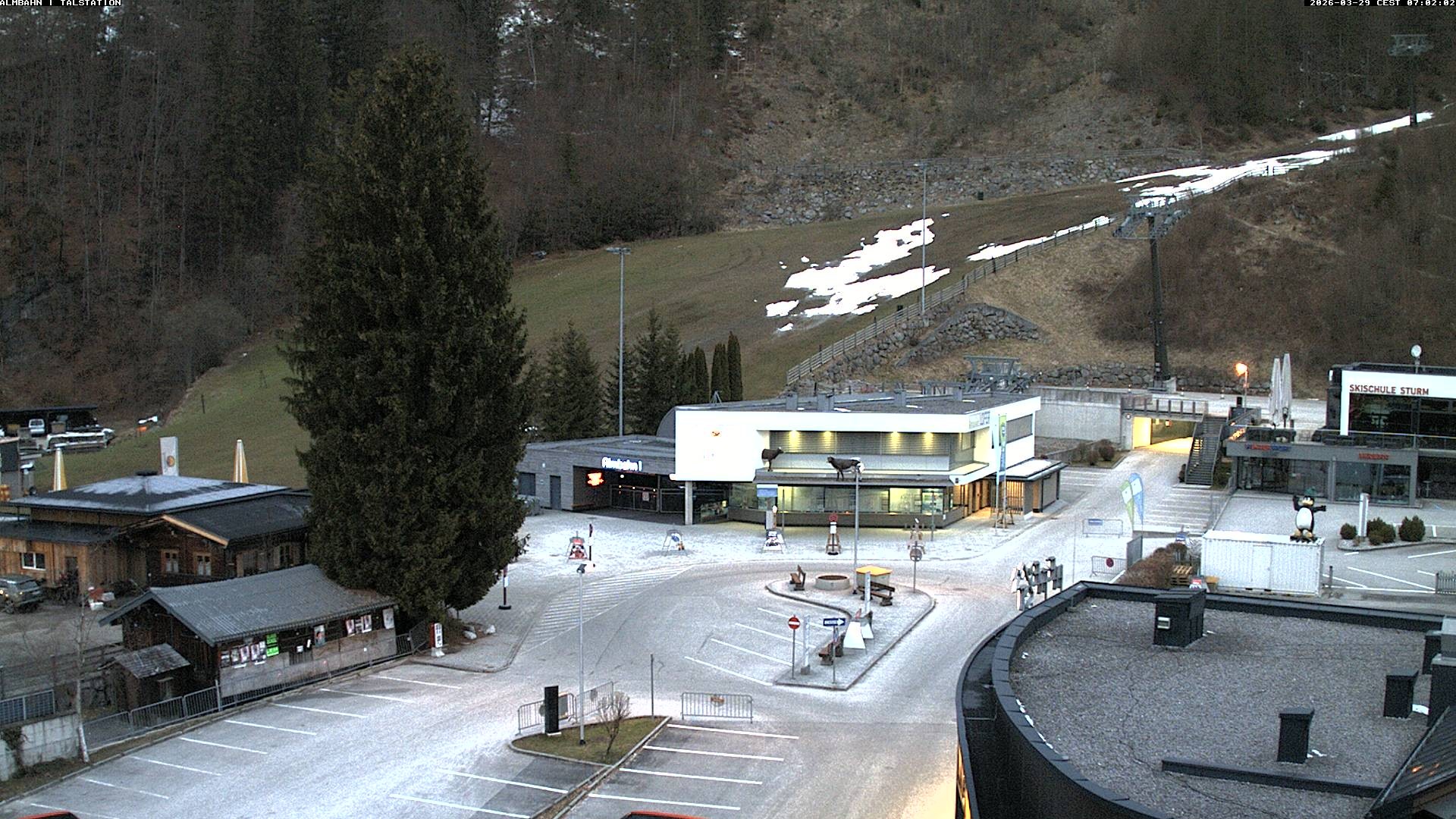 Archiv Foto Webcam Lofereralmbahn 1 - Talstation