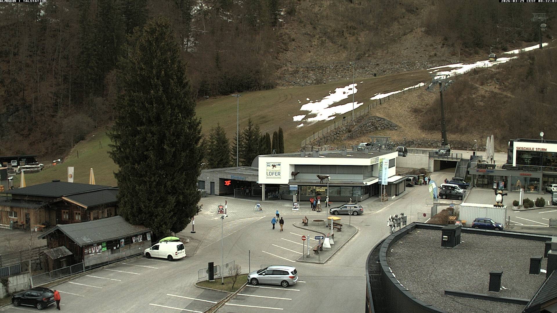 Archiv Foto Webcam Lofereralmbahn 1 - Talstation