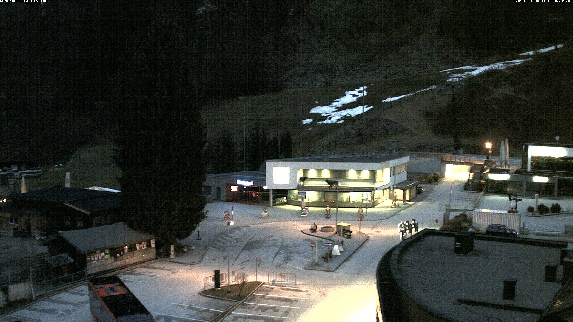Archiv Foto Webcam Lofereralmbahn 1 - Talstation