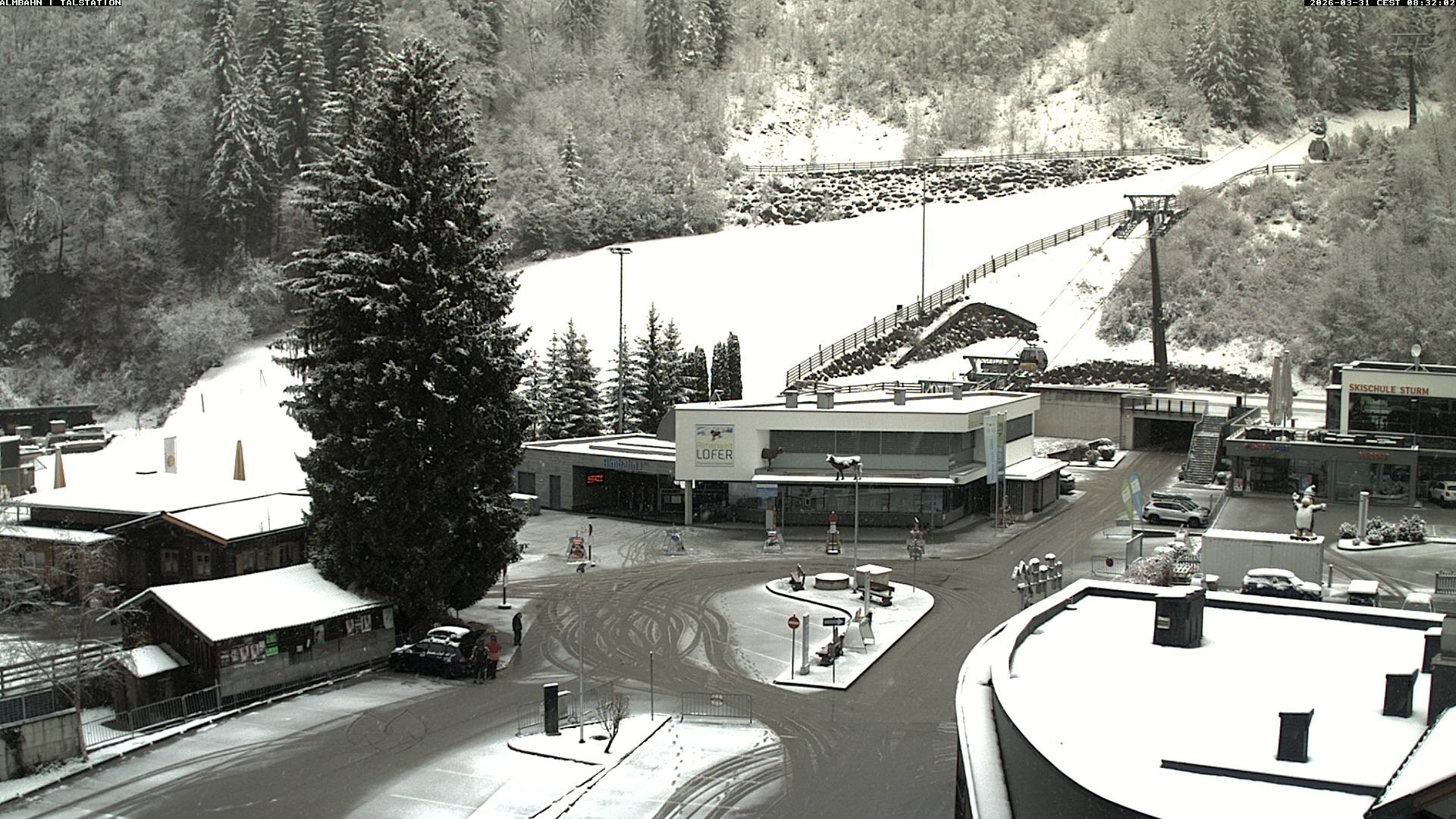 Archiv Foto Webcam Lofereralmbahn 1 - Talstation