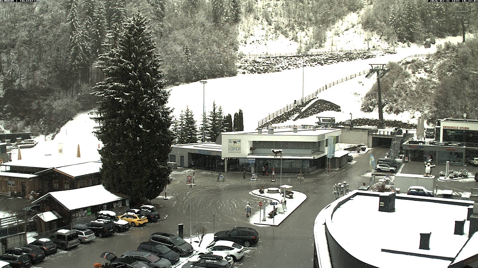 Archiv Foto Webcam Lofereralmbahn 1 - Talstation