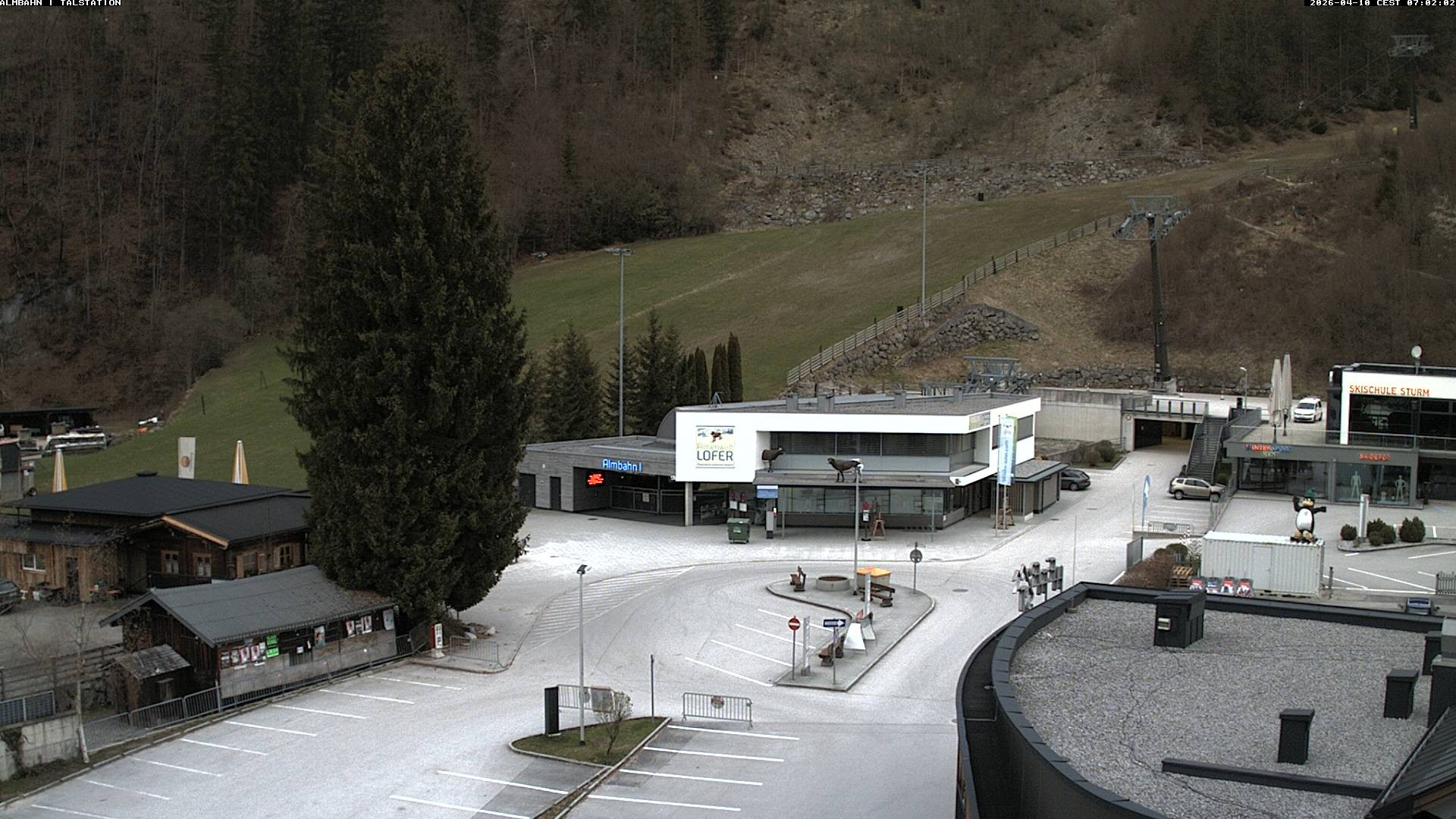 Archiv Foto Webcam Lofereralmbahn 1 - Talstation