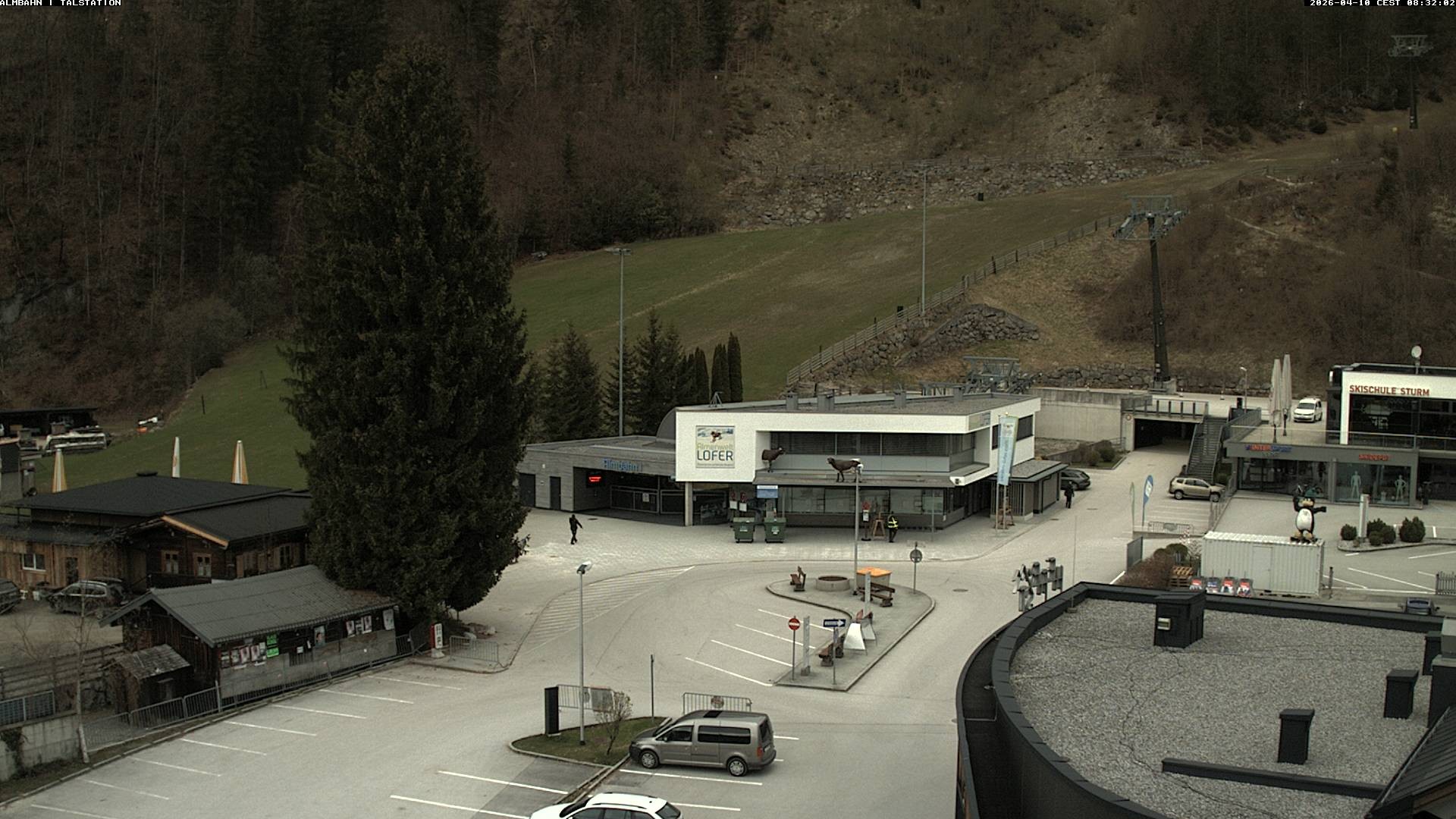 Archiv Foto Webcam Lofereralmbahn 1 - Talstation