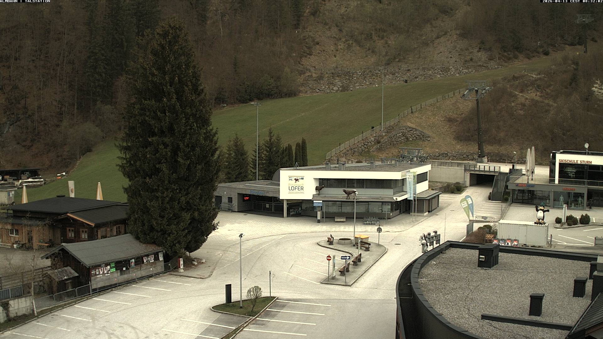 Archived image Webcam Lofereralmbahn 1 base station