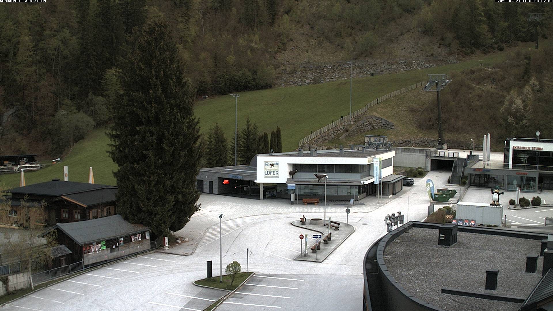 Archiv Foto Webcam Lofereralmbahn 1 - Talstation