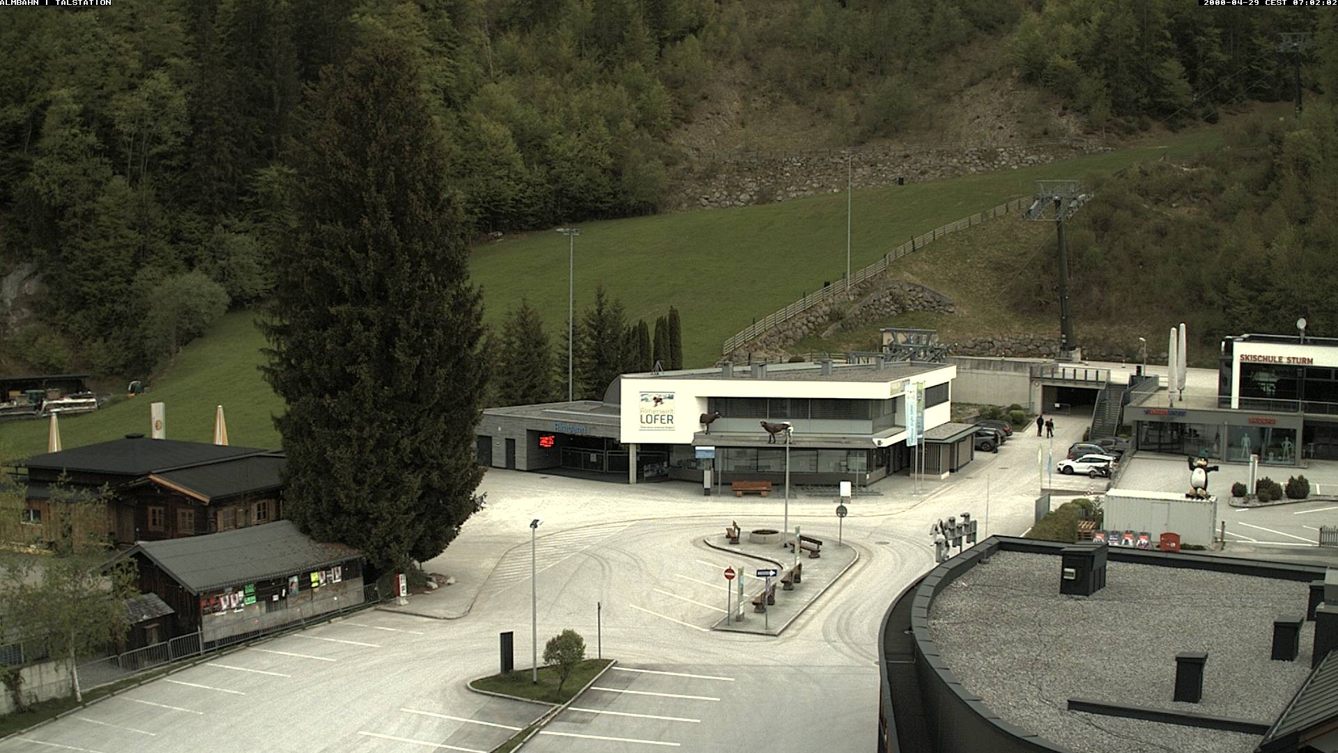 Archiv Foto Webcam Lofereralmbahn 1 - Talstation