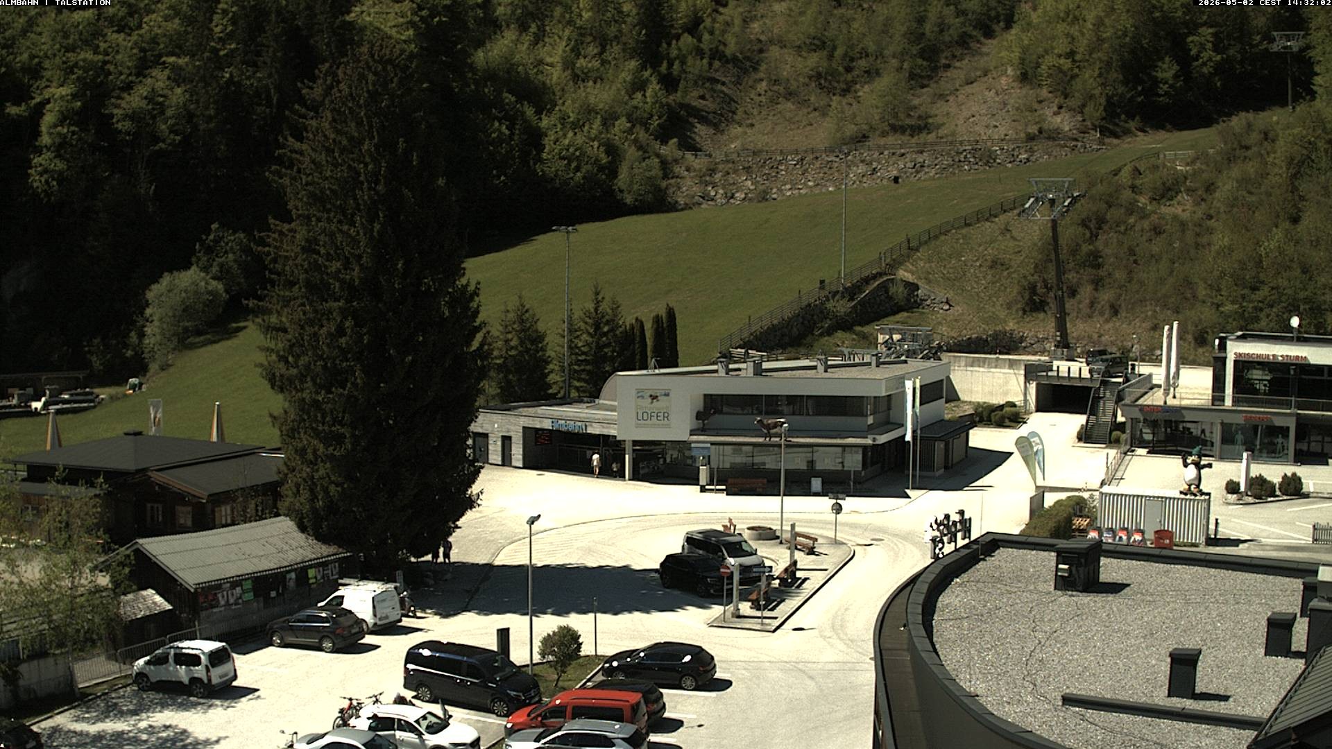 Archiv Foto Webcam Lofereralmbahn 1 - Talstation