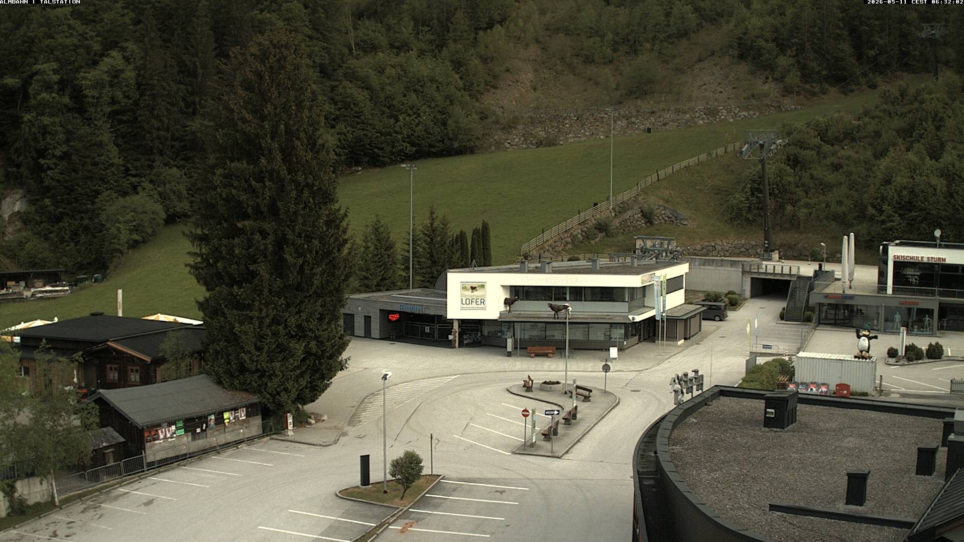 Archived image Webcam Lofereralmbahn 1 base station