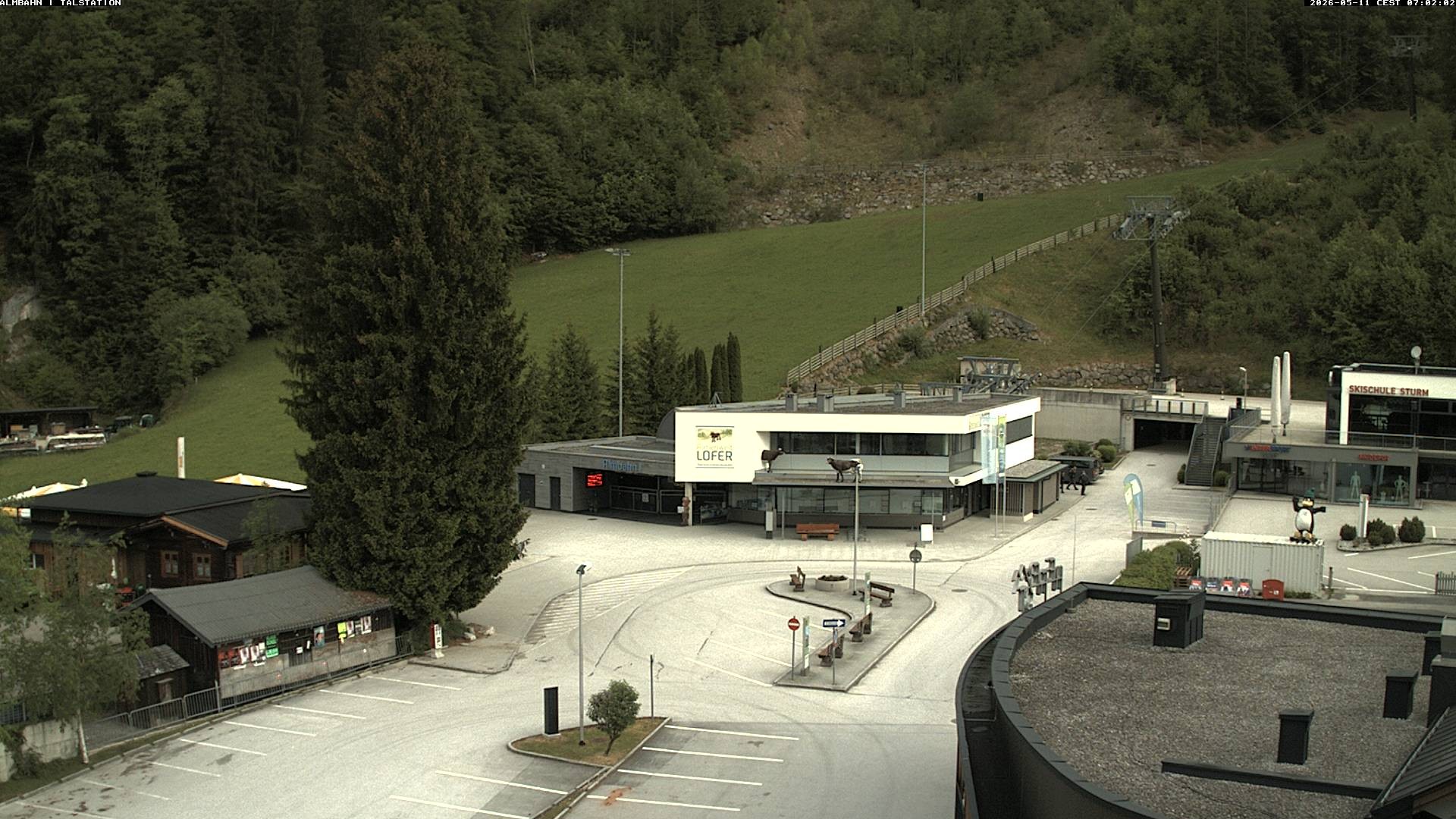 Archived image Webcam Lofereralmbahn 1 base station