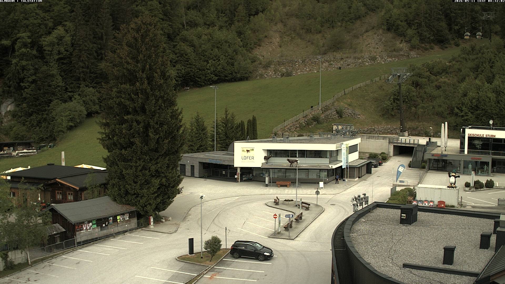Archived image Webcam Lofereralmbahn 1 base station