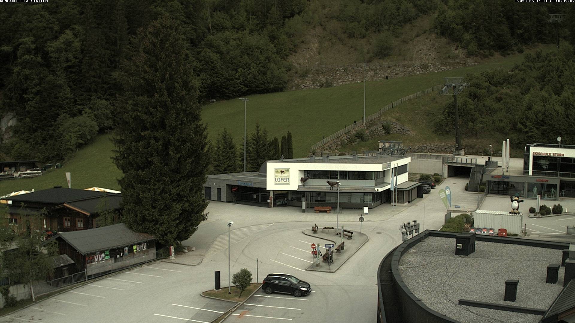 Archived image Webcam Lofereralmbahn 1 base station