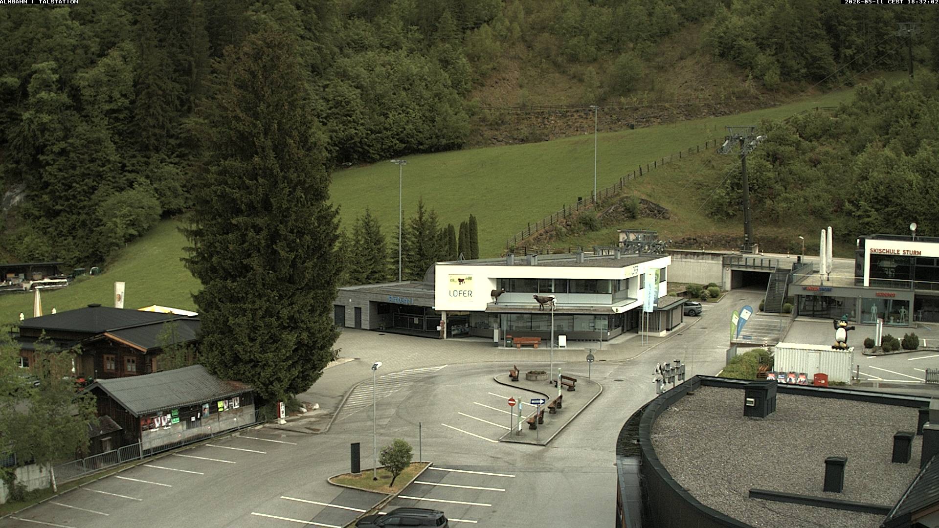 Archived image Webcam Lofereralmbahn 1 base station