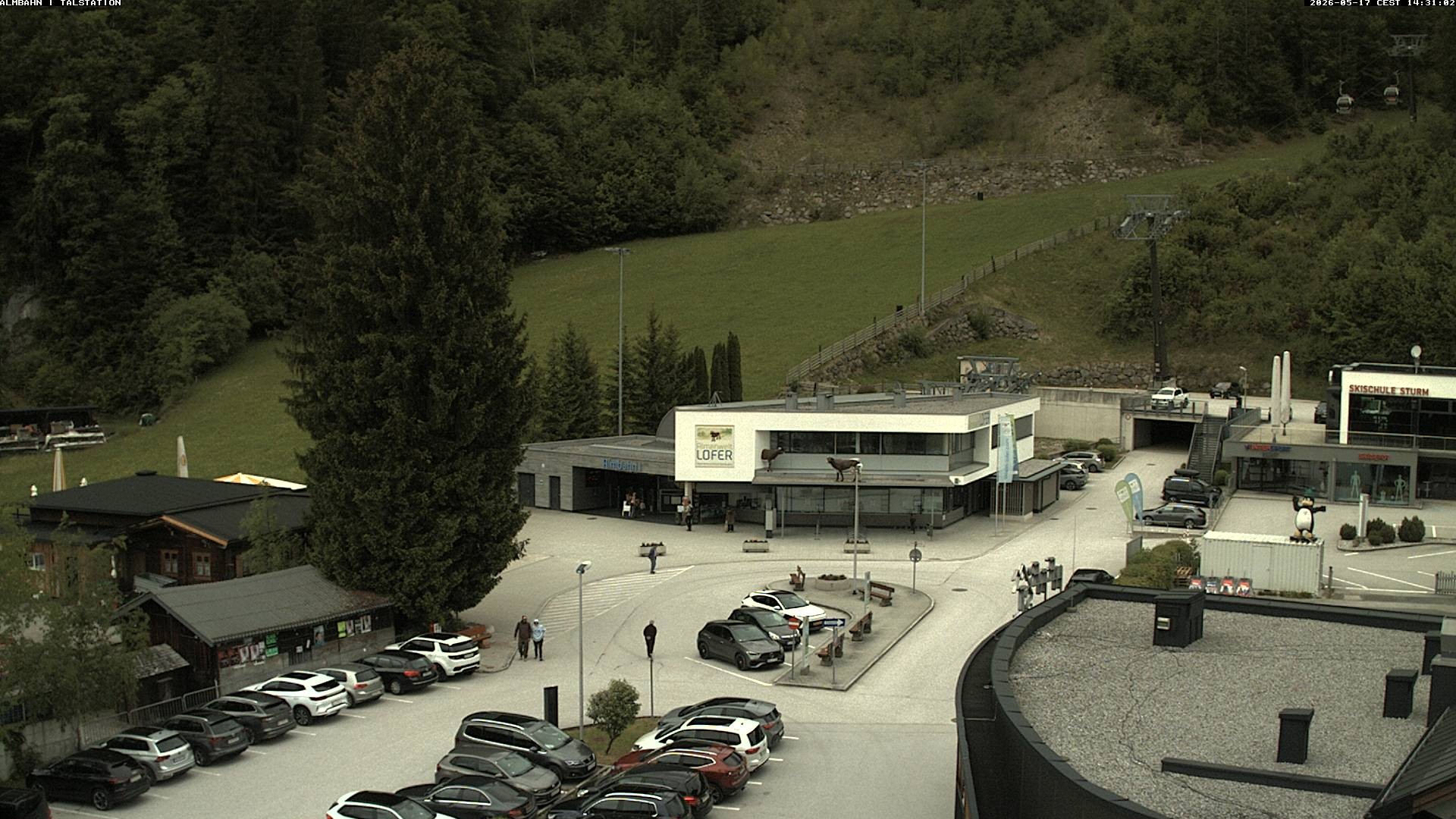 Archiv Foto Webcam Lofereralmbahn 1 - Talstation