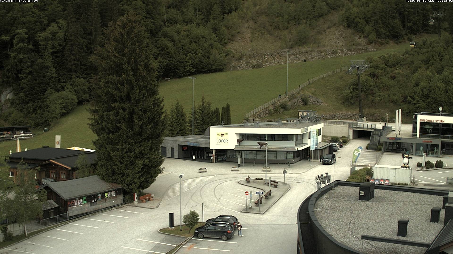Archiv Foto Webcam Lofereralmbahn 1 - Talstation