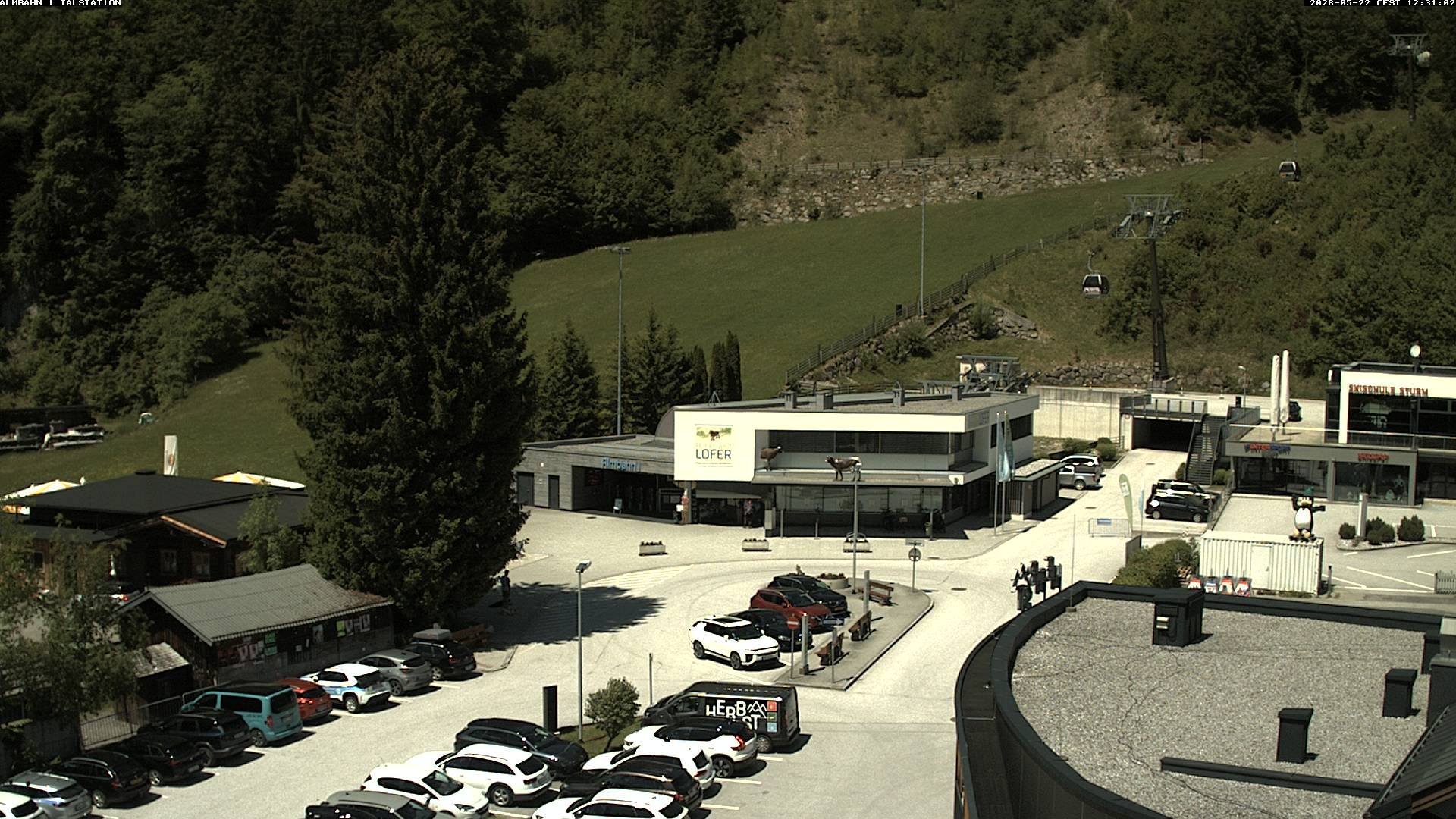 Archiv Foto Webcam Lofereralmbahn 1 - Talstation