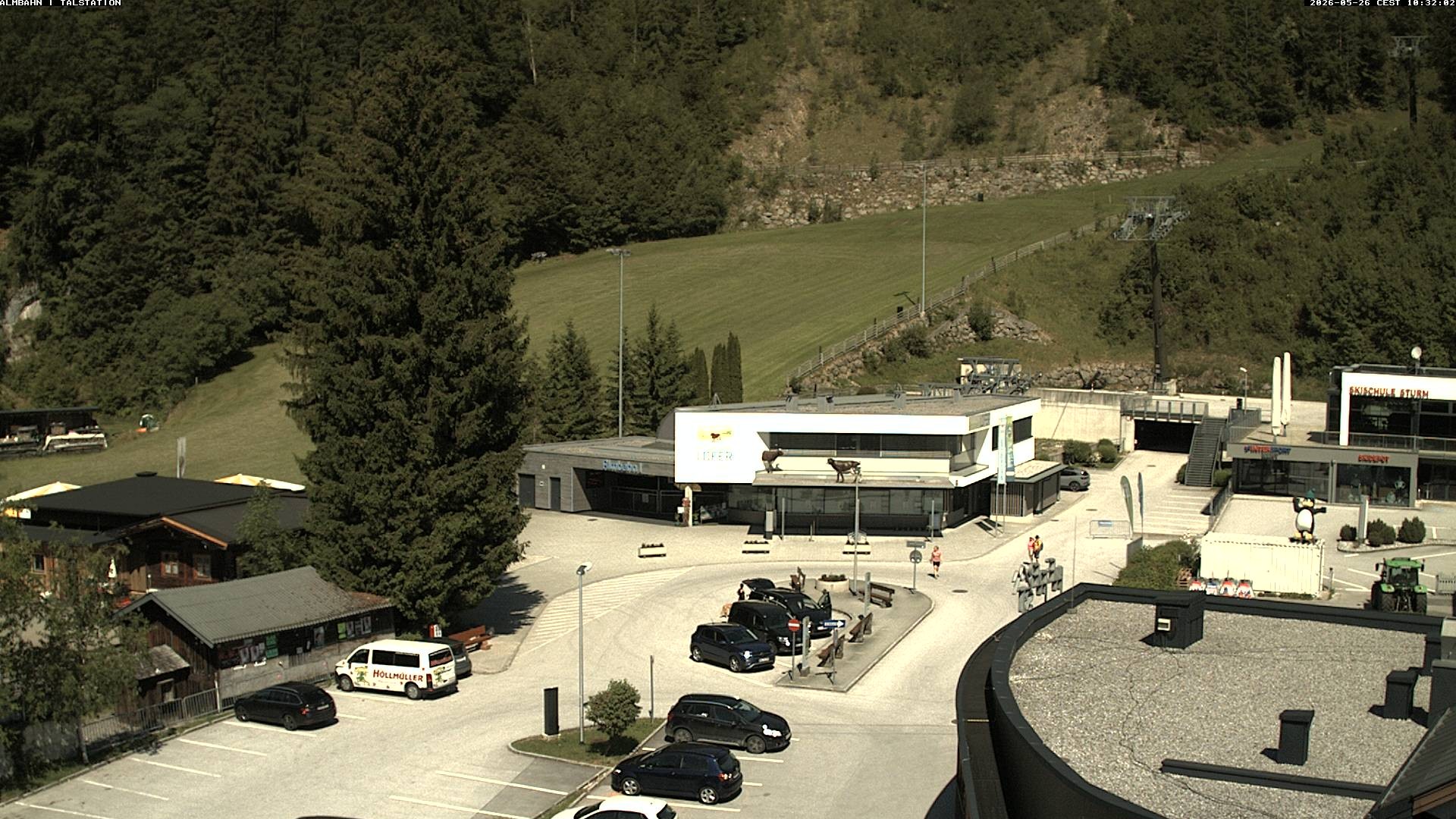 Archiv Foto Webcam Lofereralmbahn 1 - Talstation