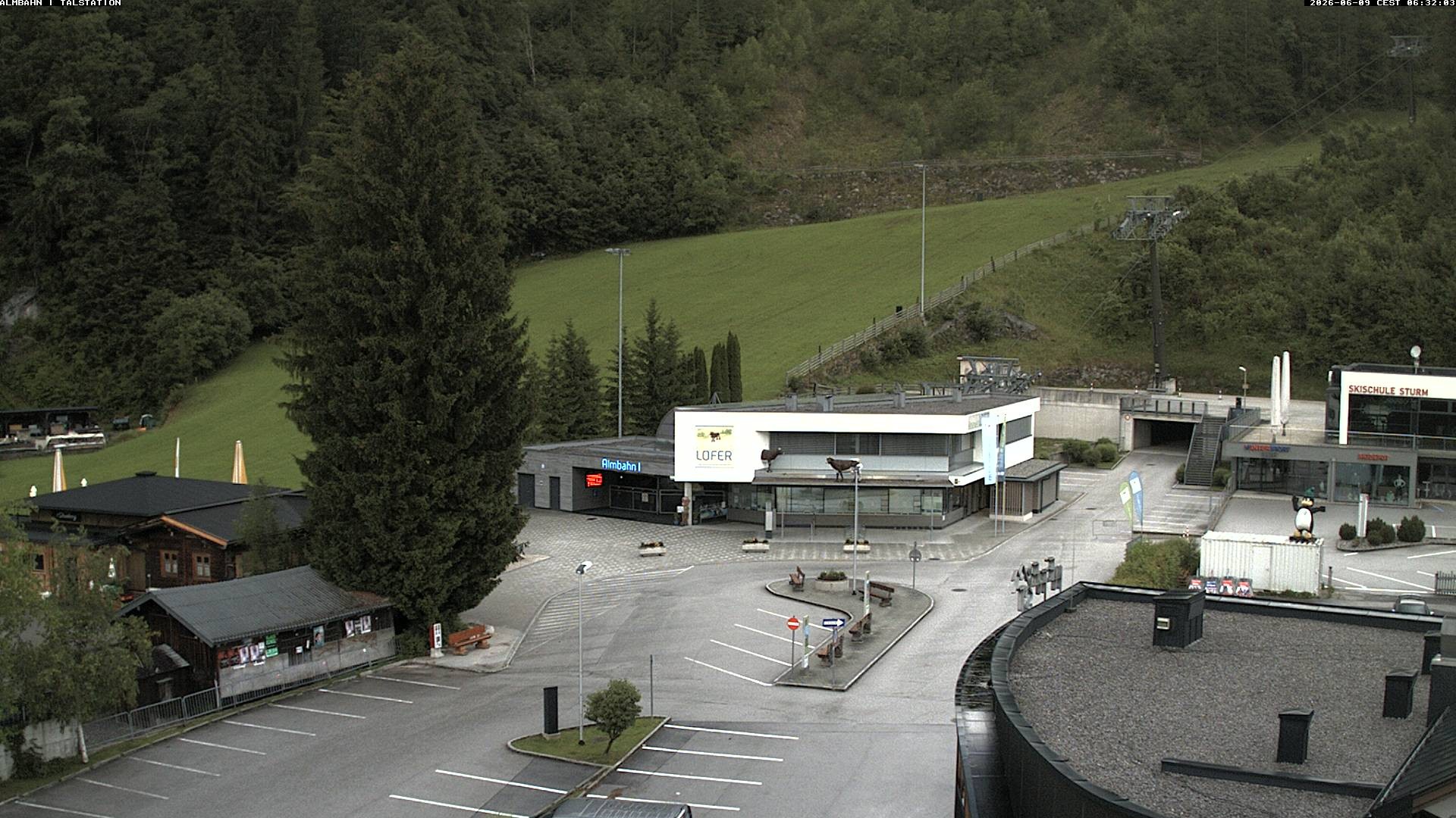 Archiv Foto Webcam Lofereralmbahn 1 - Talstation