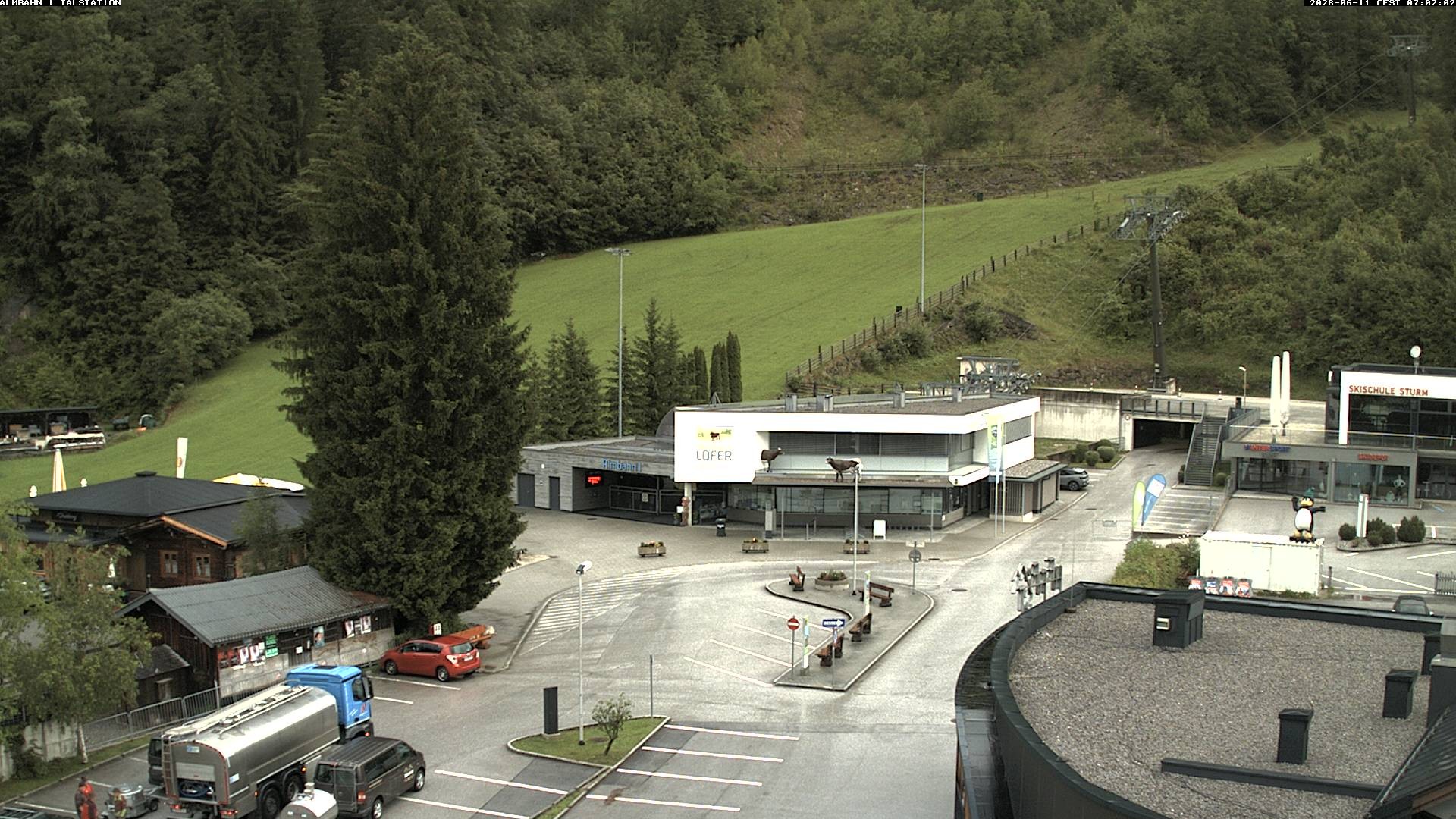 Archiv Foto Webcam Lofereralmbahn 1 - Talstation