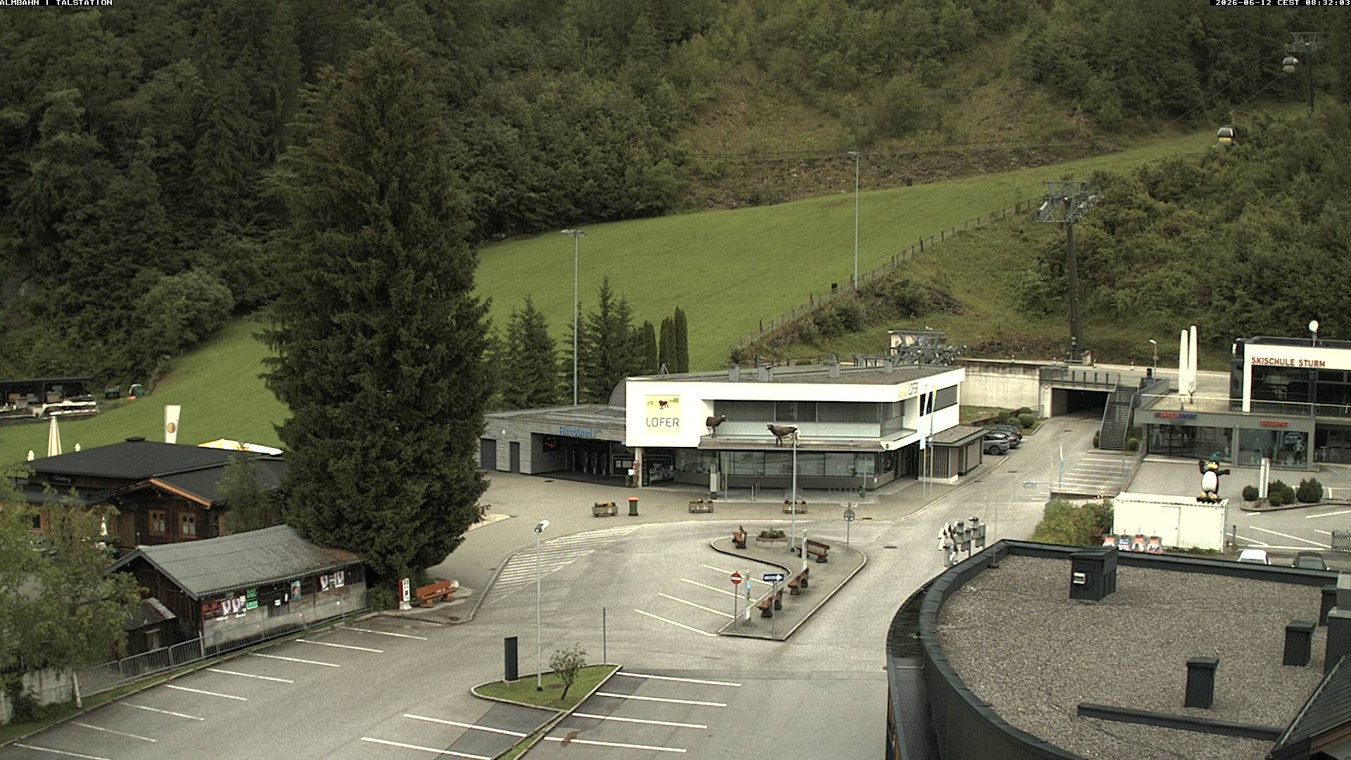 Archiv Foto Webcam Lofereralmbahn 1 - Talstation