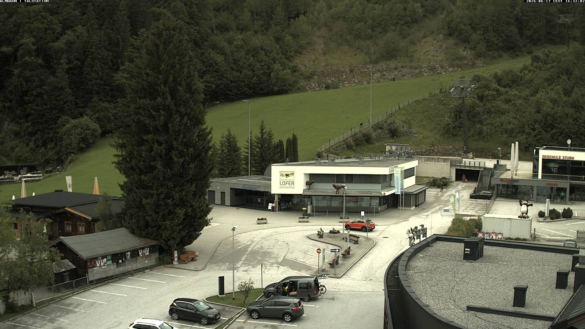 Archiv Foto Webcam Lofereralmbahn 1 - Talstation