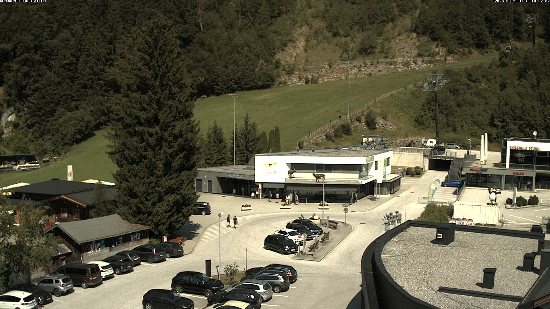 Archiv Foto Webcam Lofereralmbahn 1 - Talstation