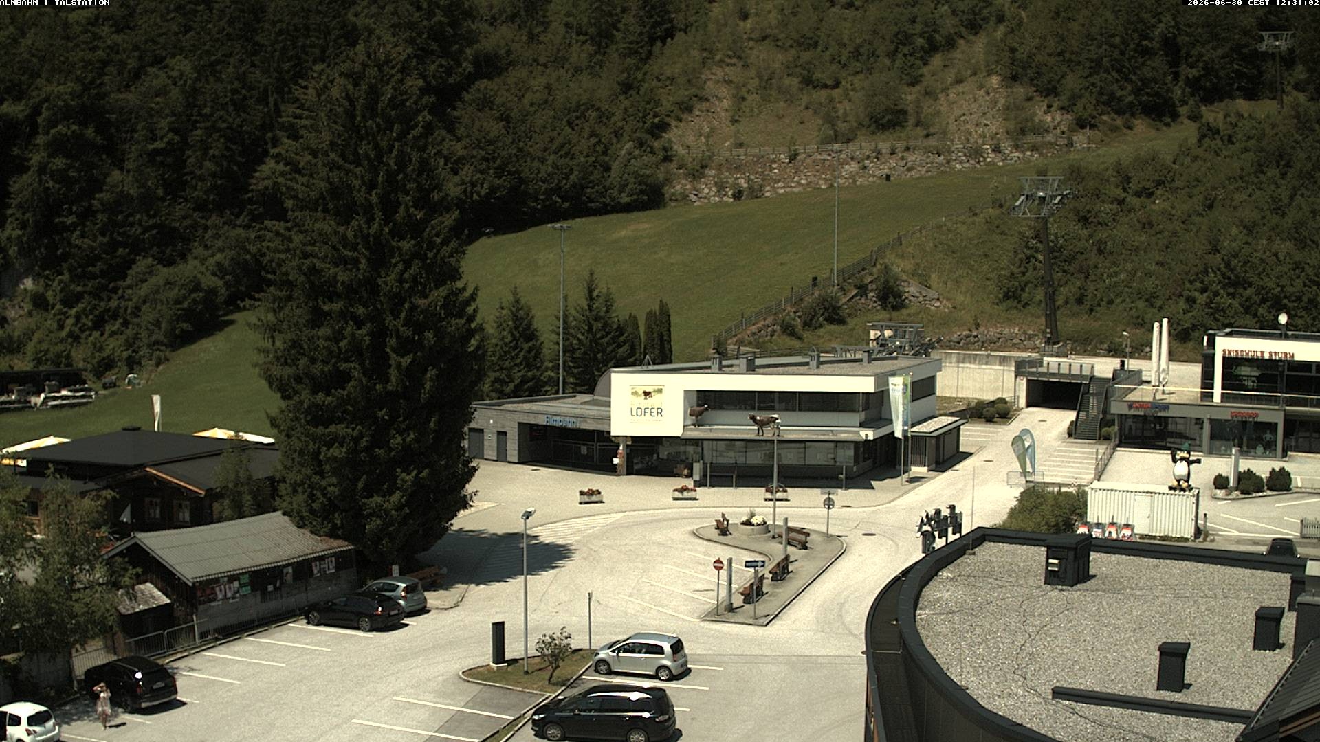 Archiv Foto Webcam Lofereralmbahn 1 - Talstation