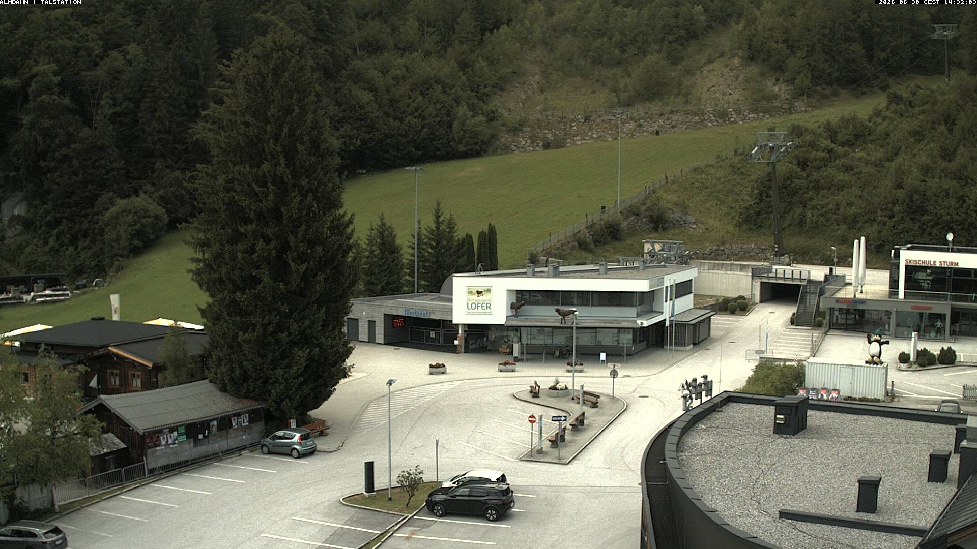 Archiv Foto Webcam Lofereralmbahn 1 - Talstation