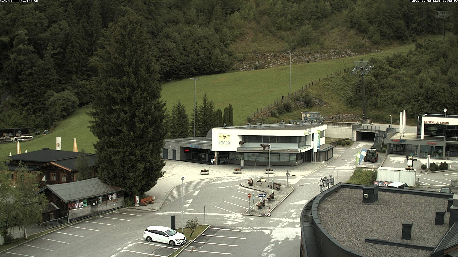 Archiv Foto Webcam Lofereralmbahn 1 - Talstation