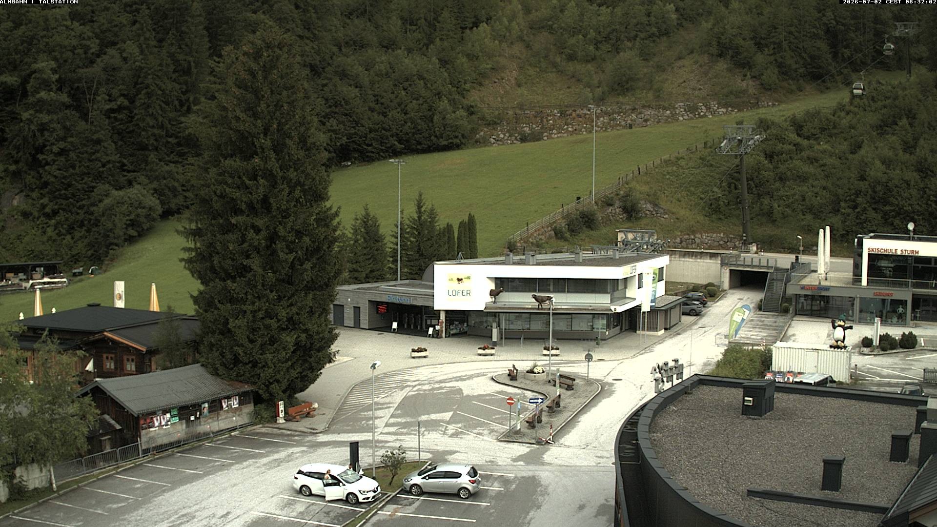 Archiv Foto Webcam Lofereralmbahn 1 - Talstation