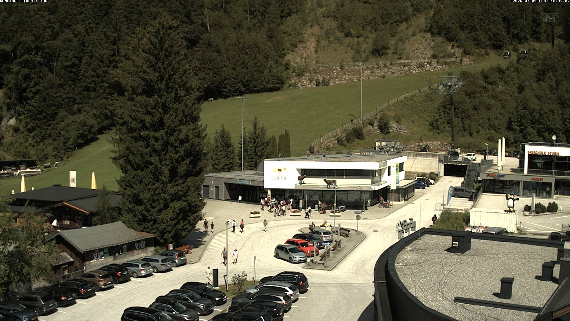 Archiv Foto Webcam Lofereralmbahn 1 - Talstation