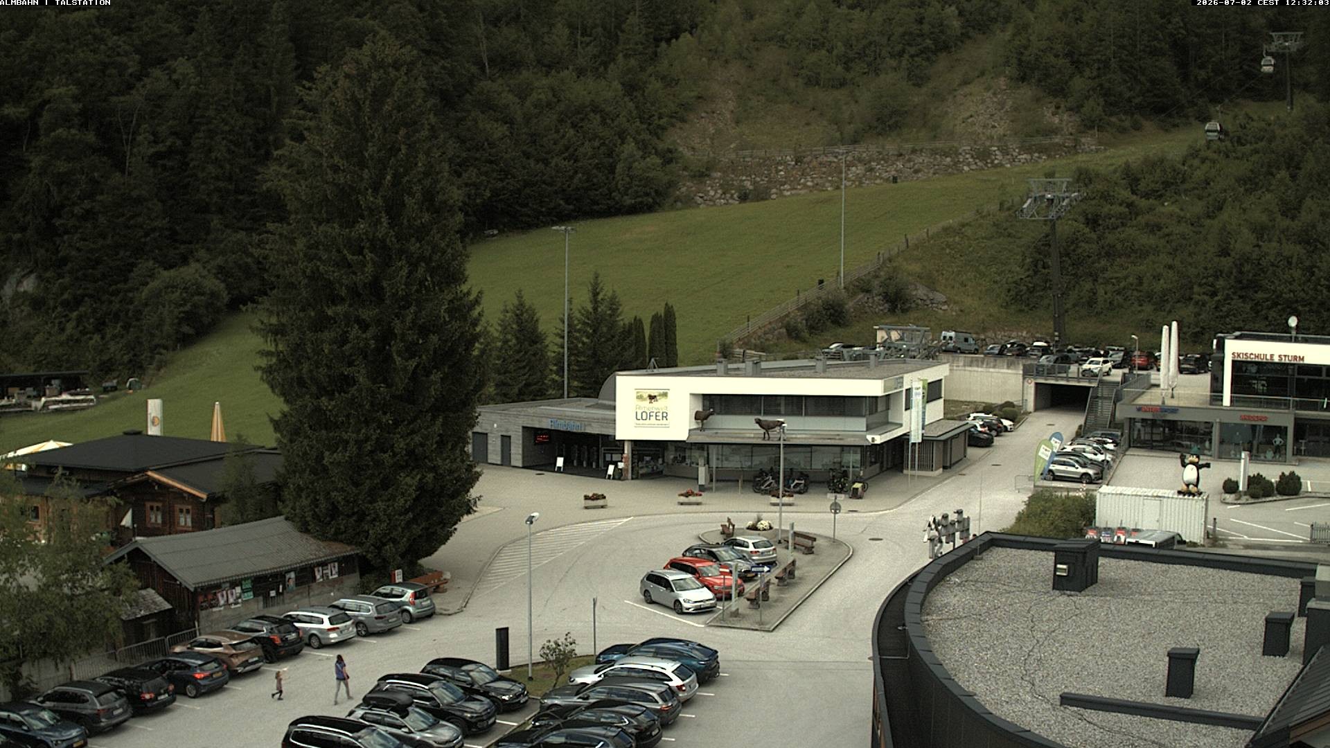 Archiv Foto Webcam Lofereralmbahn 1 - Talstation