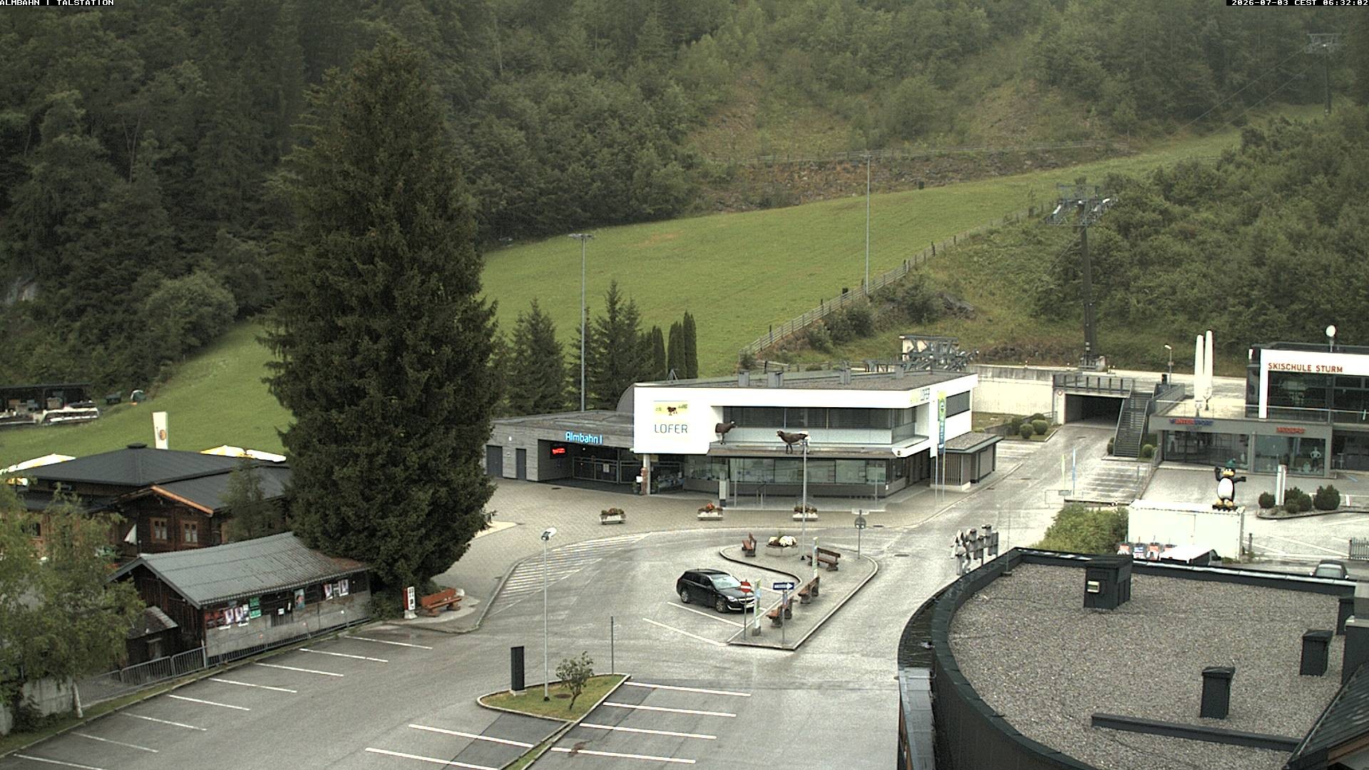 Archiv Foto Webcam Lofereralmbahn 1 - Talstation