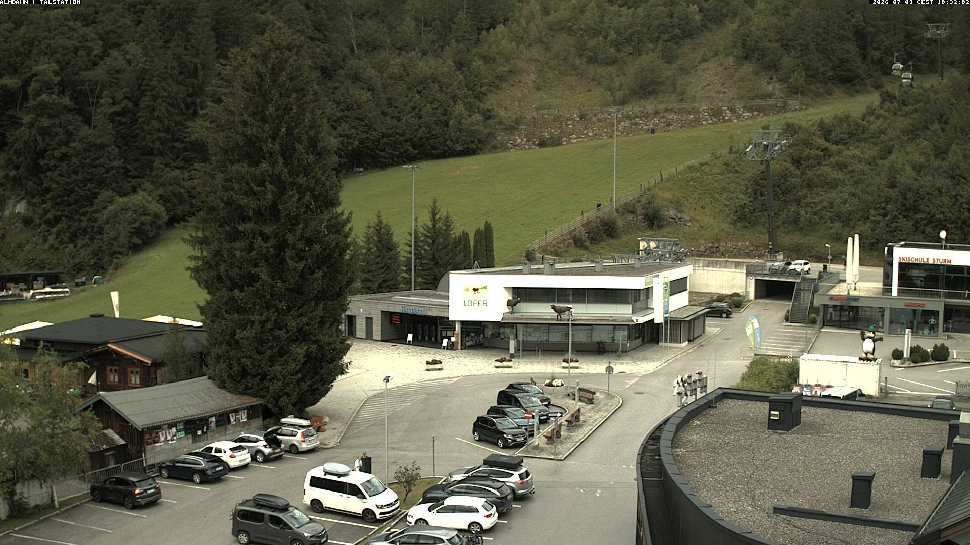 Archiv Foto Webcam Lofereralmbahn 1 - Talstation