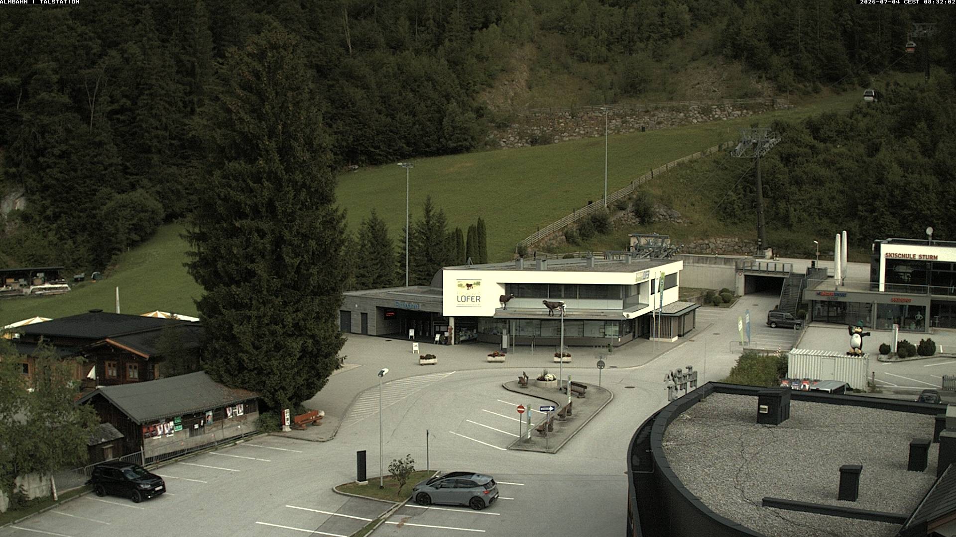 Archiv Foto Webcam Lofereralmbahn 1 - Talstation