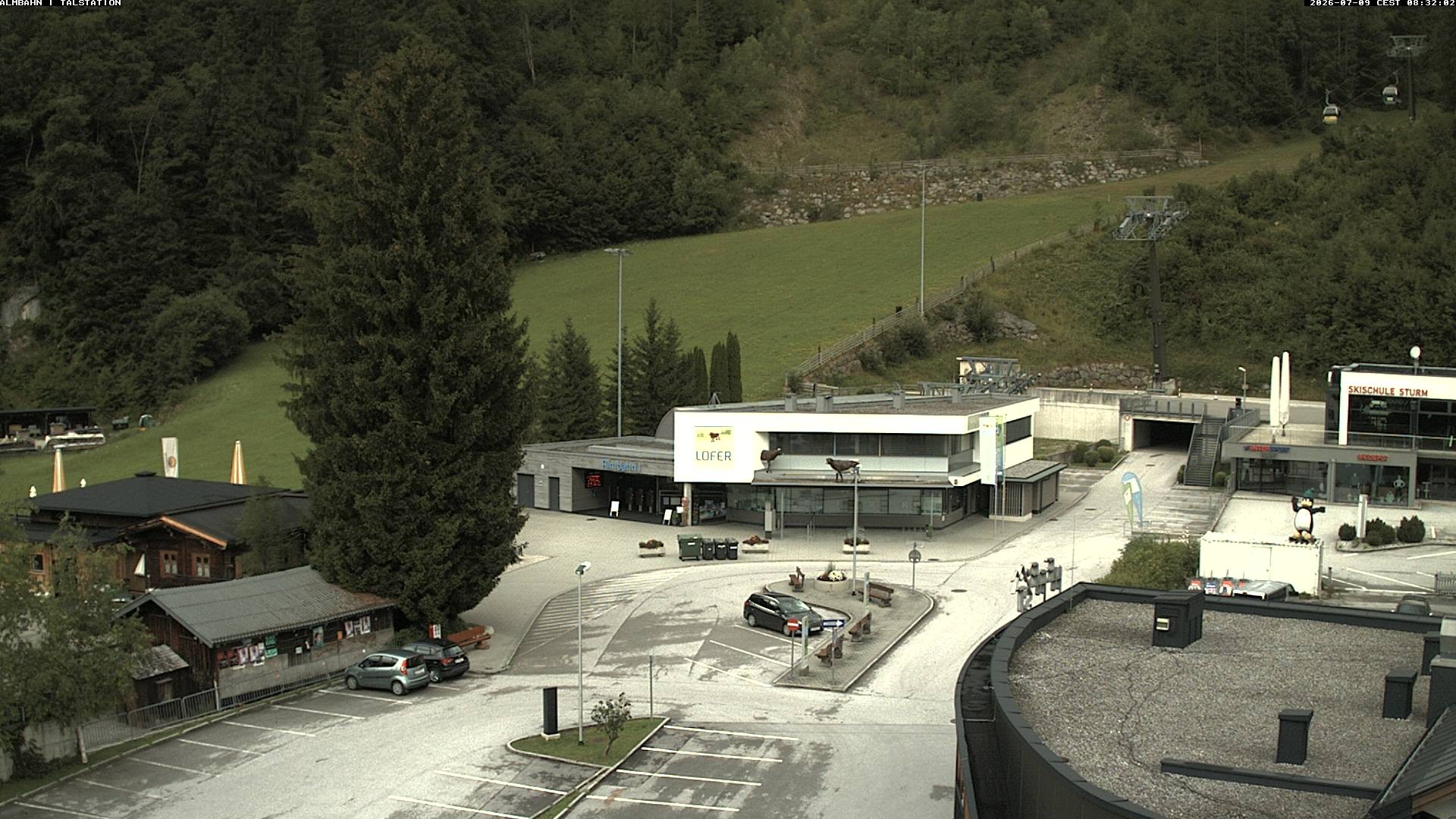 Archiv Foto Webcam Lofereralmbahn 1 - Talstation