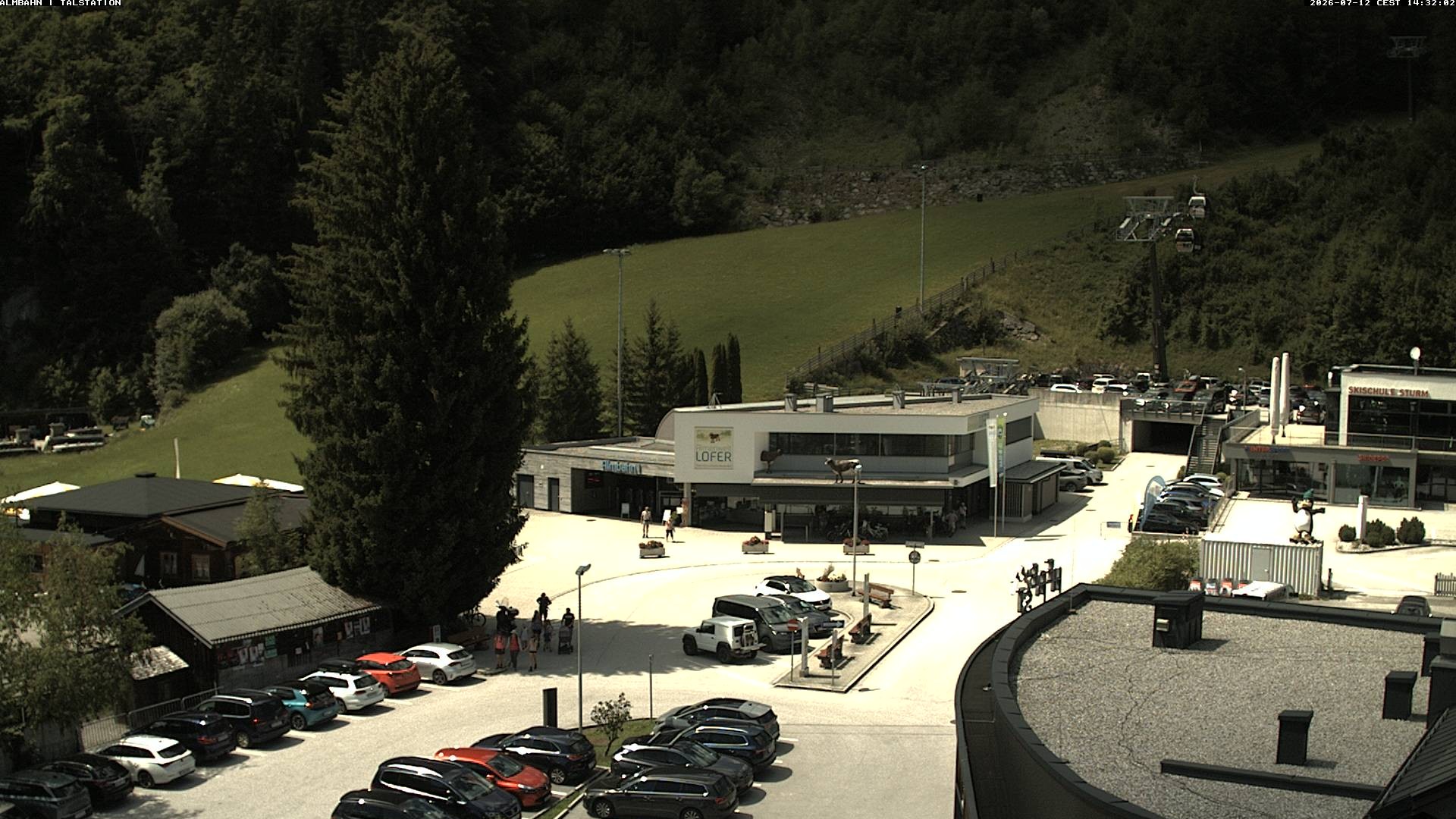 Archived image Webcam Lofereralmbahn 1 base station