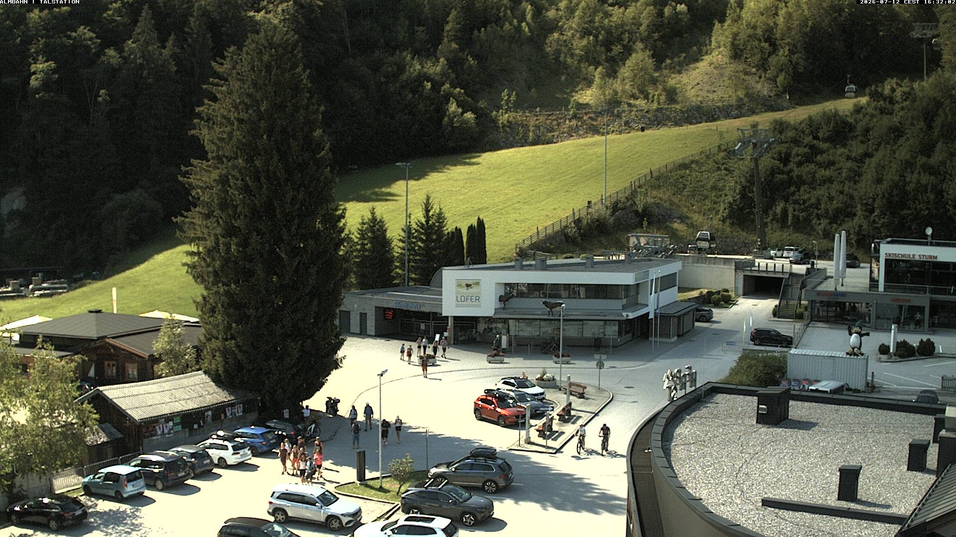 Archived image Webcam Lofereralmbahn 1 base station