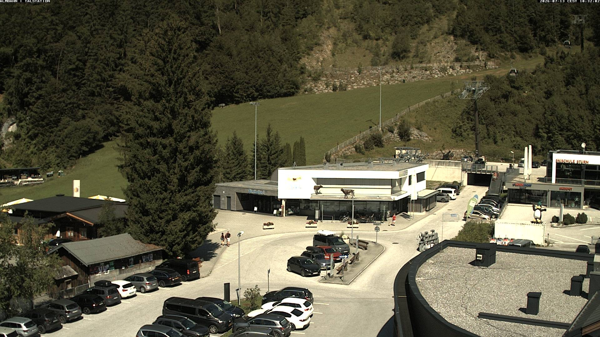 Archiv Foto Webcam Lofereralmbahn 1 - Talstation