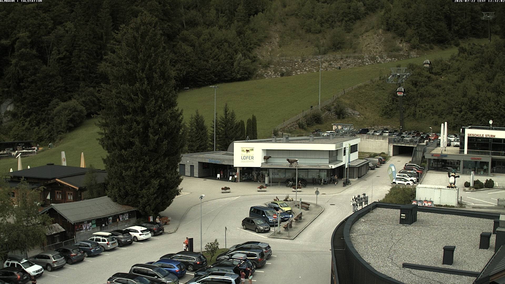 Archiv Foto Webcam Lofereralmbahn 1 - Talstation