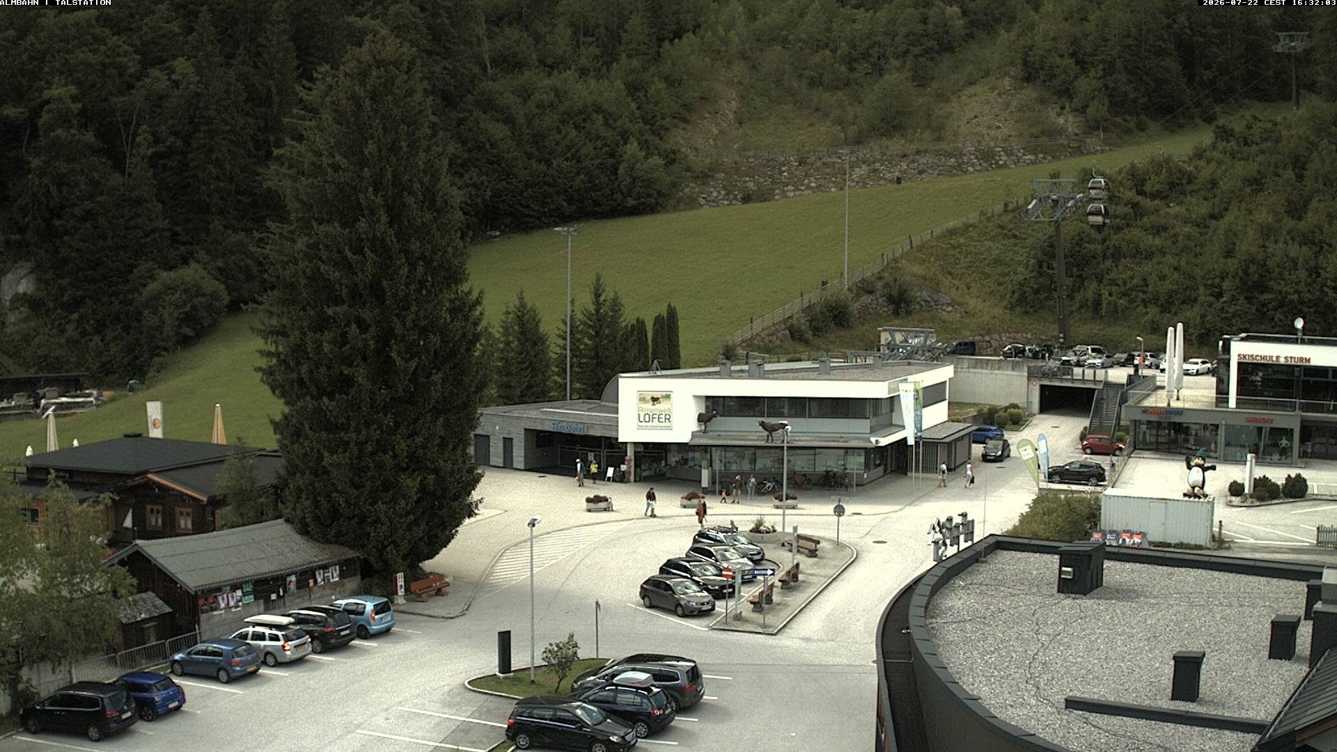 Archiv Foto Webcam Lofereralmbahn 1 - Talstation