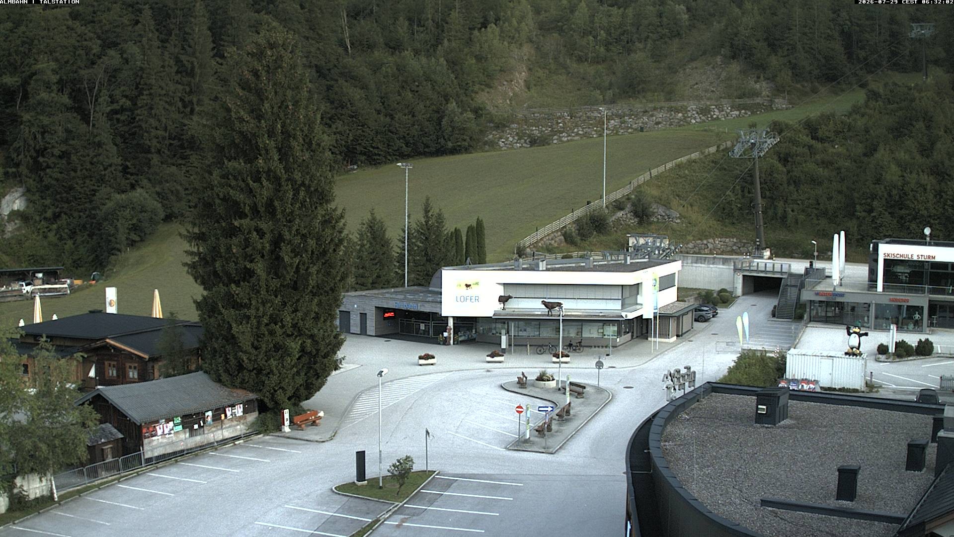 Archived image Webcam Lofereralmbahn 1 base station