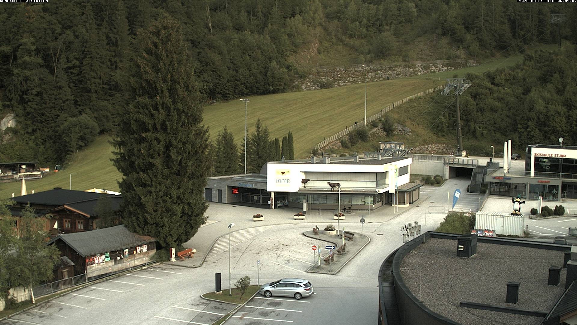 Archiv Foto Webcam Lofereralmbahn 1 - Talstation