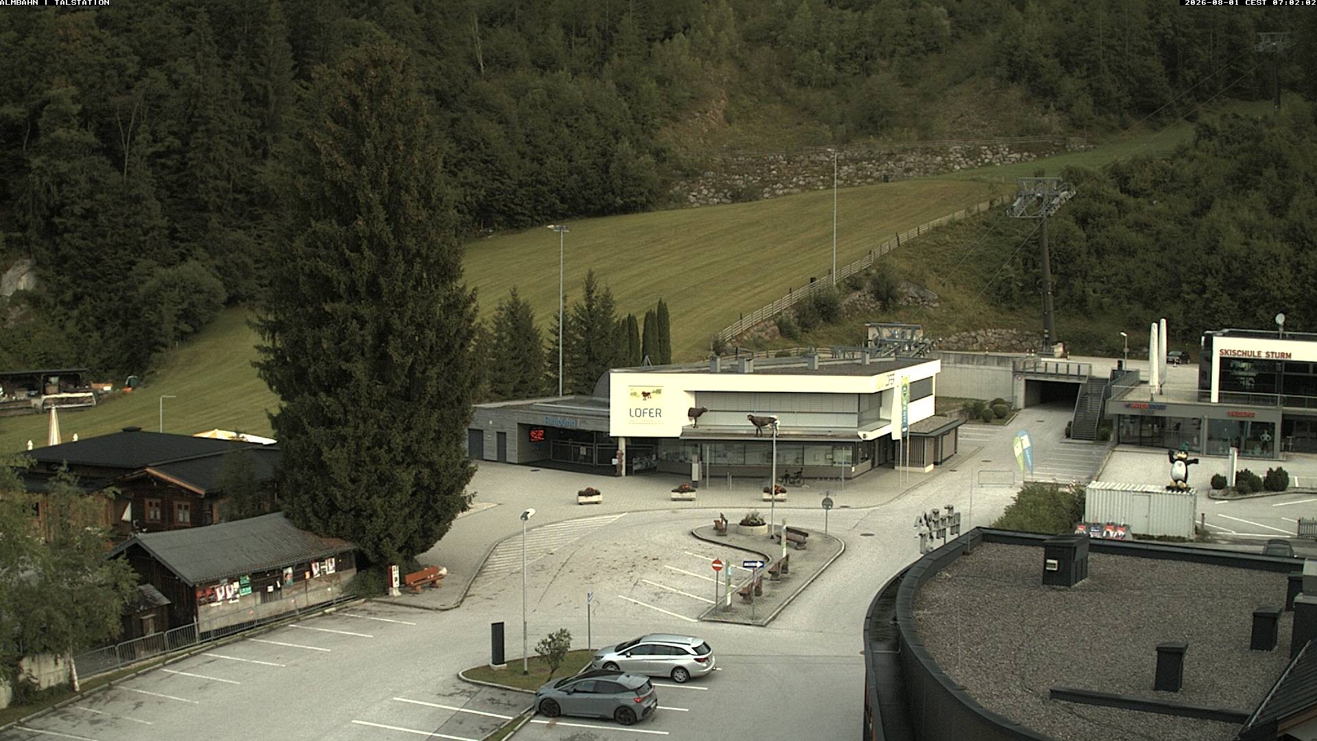 Archiv Foto Webcam Lofereralmbahn 1 - Talstation
