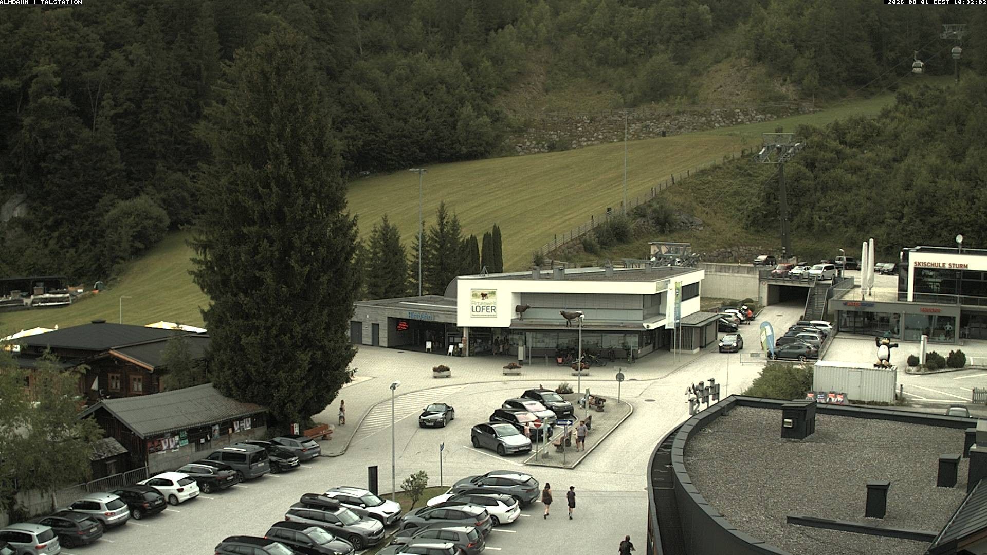 Archiv Foto Webcam Lofereralmbahn 1 - Talstation