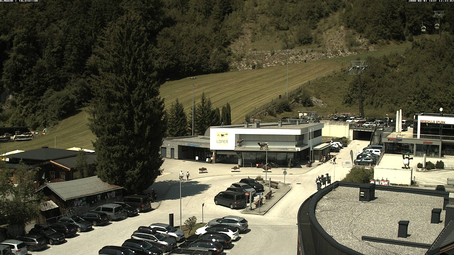 Archiv Foto Webcam Lofereralmbahn 1 - Talstation