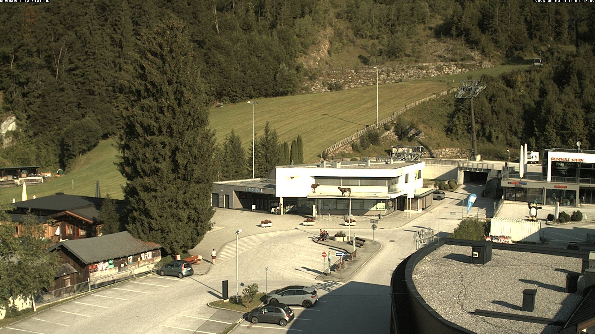 Archived image Webcam Lofereralmbahn 1 base station