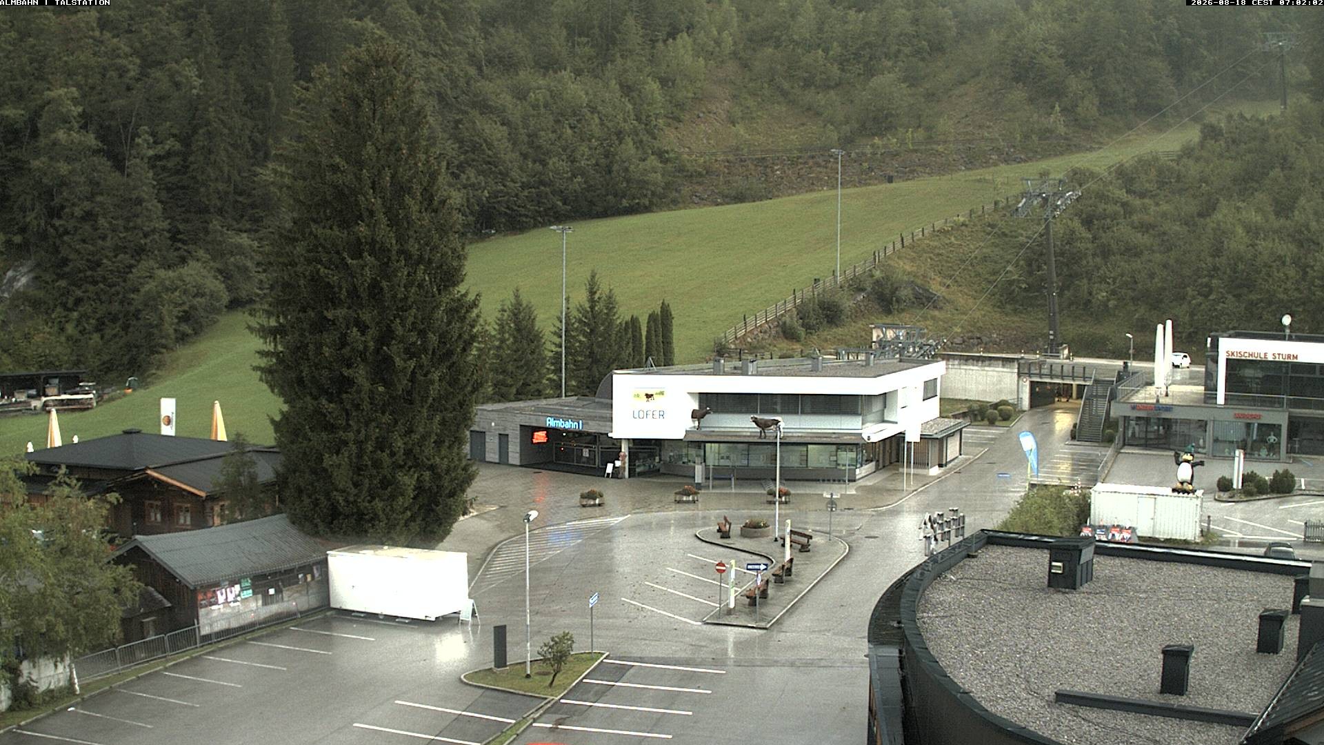 Archiv Foto Webcam Lofereralmbahn 1 - Talstation