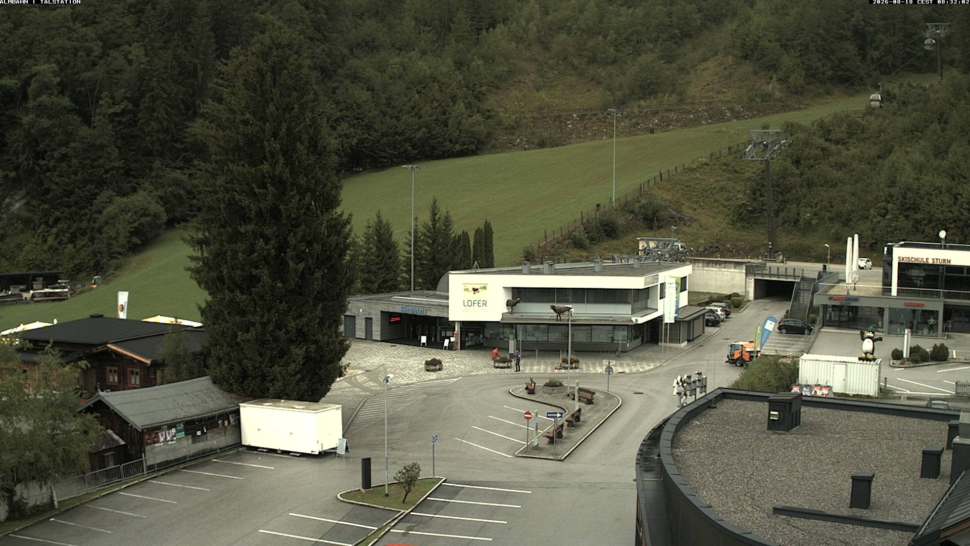Archiv Foto Webcam Lofereralmbahn 1 - Talstation