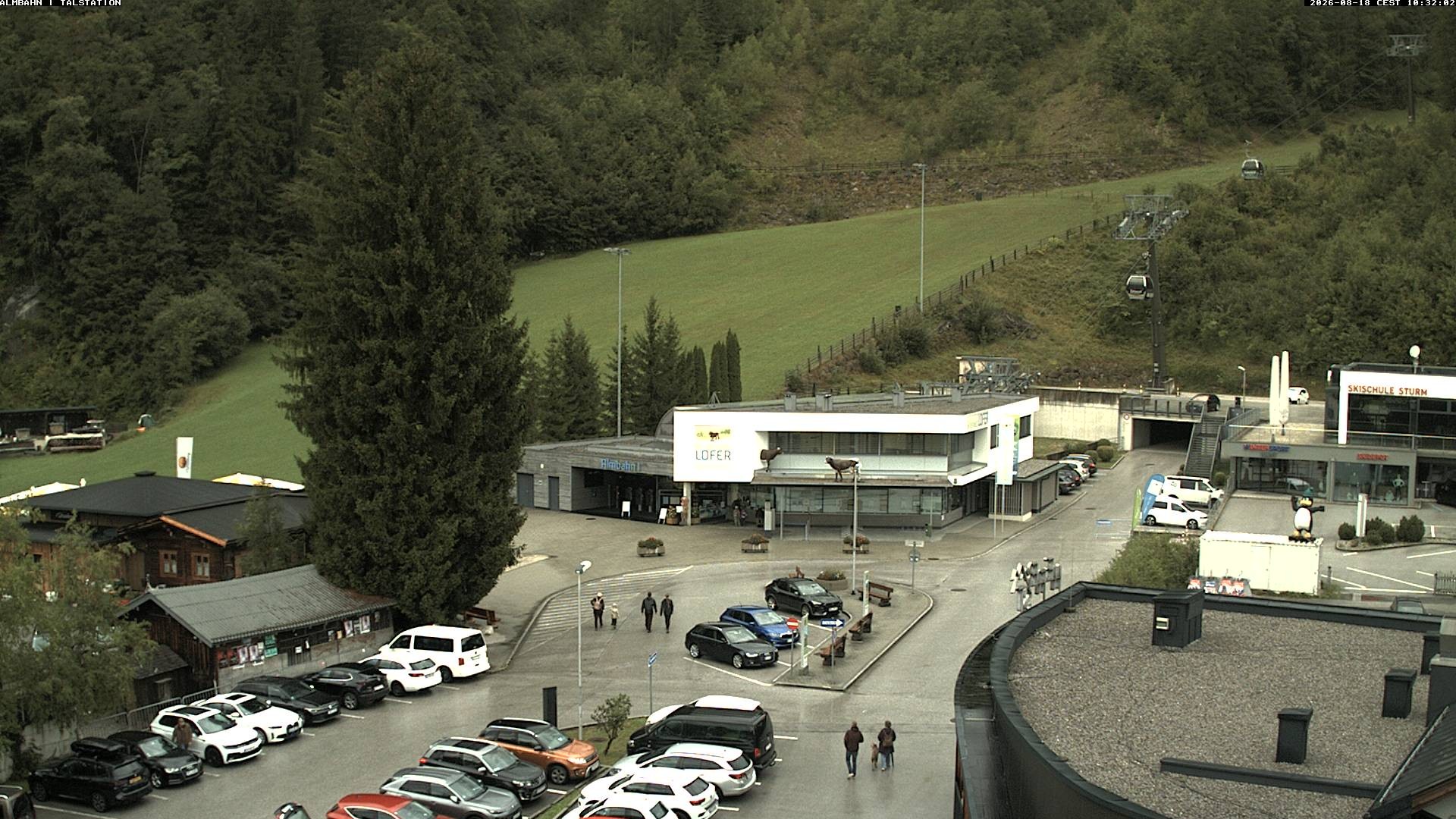 Archiv Foto Webcam Lofereralmbahn 1 - Talstation