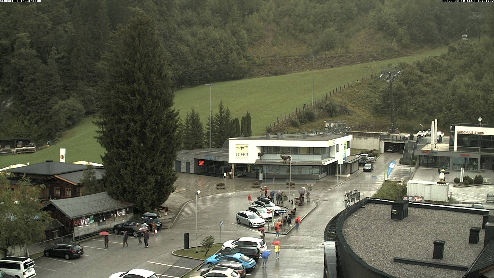 Archiv Foto Webcam Lofereralmbahn 1 - Talstation